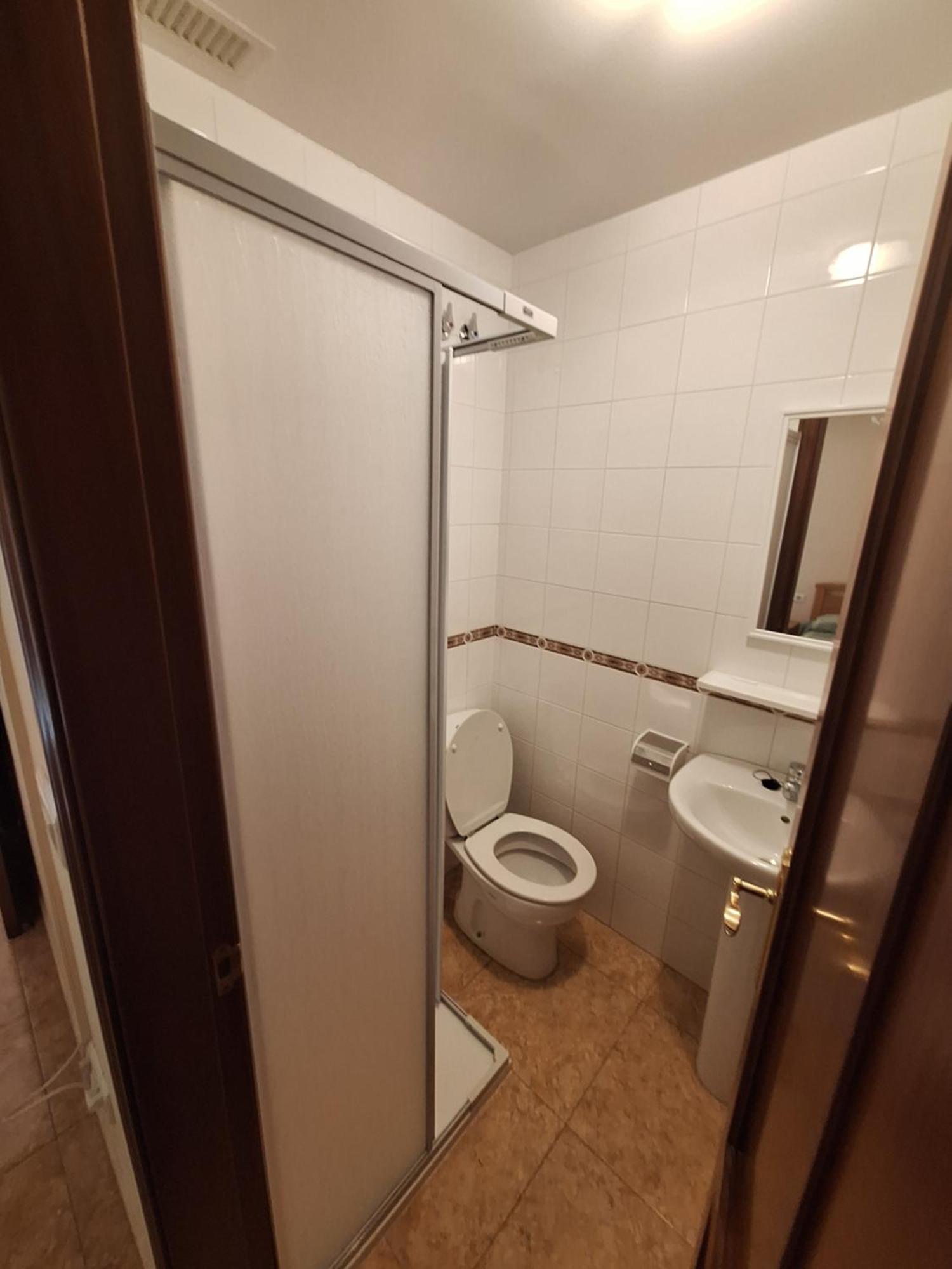 Hostal Pension - La Rotonda Hotel Tardienta ภายนอก รูปภาพ